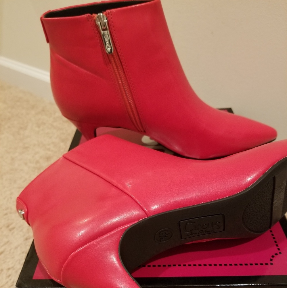 💥SOLD💥NEW Sam Edelman Booties - Picture 3 of 7